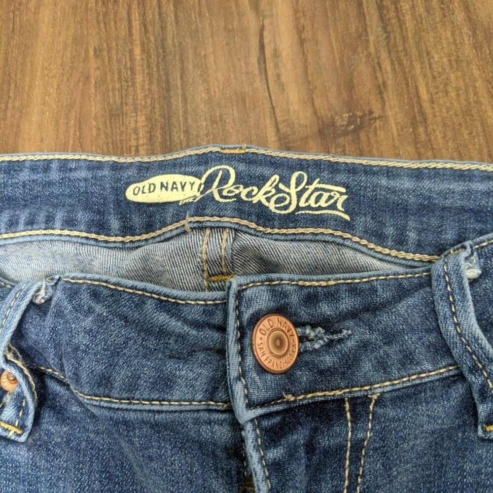Old Navy The Rockstar Distress Detail Jeans Capris Patch Holes Size 6 Vintage - Picture 5 of 9
